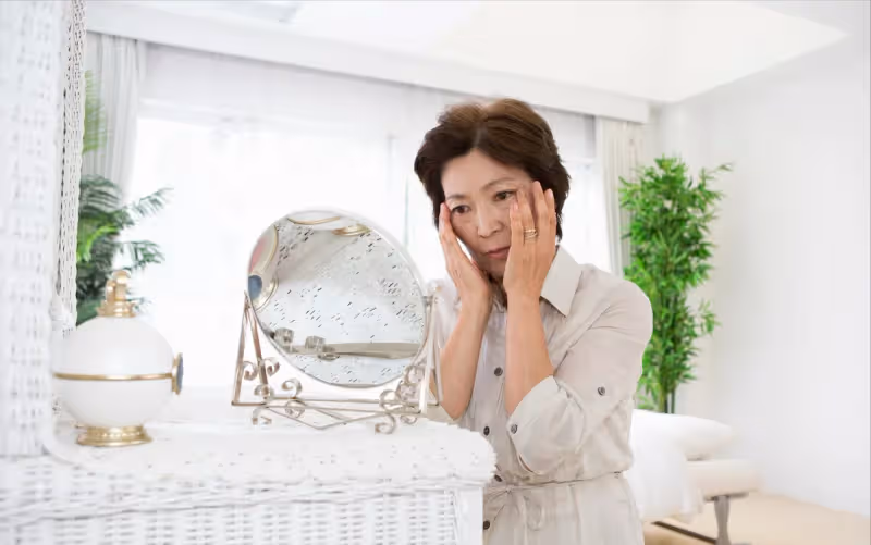 背著老伴,把錢借給我哥,兒子買房時,老伴把我的財政大權收走了