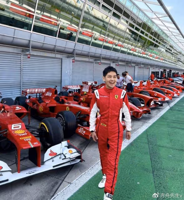 林志穎抵達長沙錄《披荊斬棘》,車禍後下巴凹凸不平被指像俞灝明