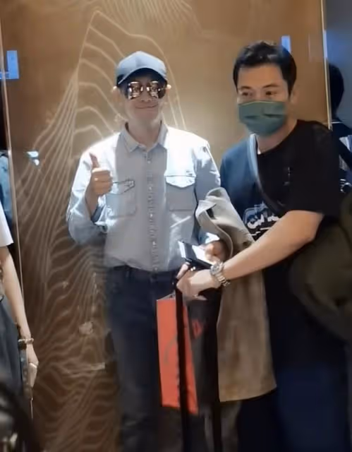 林志穎抵達長沙,車禍不到1年就錄製《披荊斬棘3》,下巴凹凸不平