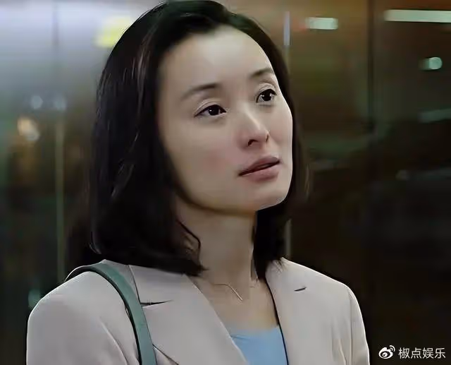 吳越獲獎被罵上熱搜!被分手18年後再度爆紅,感謝陳建斌不娶之恩