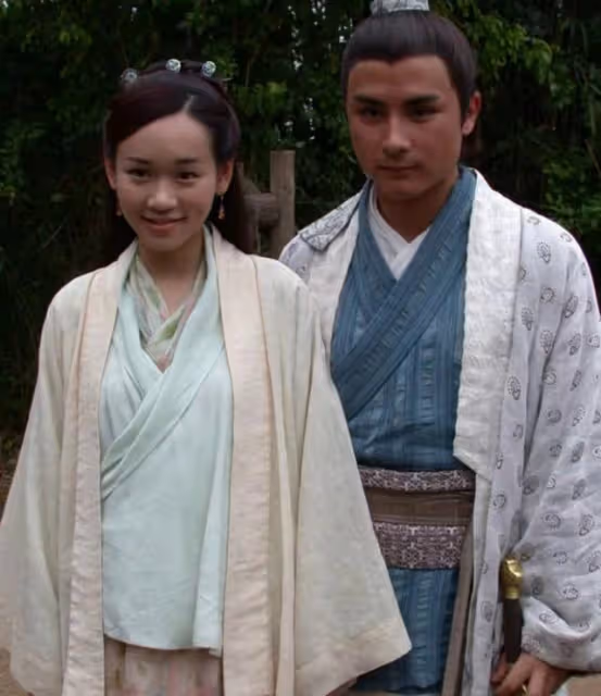 神秘!前港姐罕曬兒子正面照像極媽媽,結婚4年圈外老公從未曝光