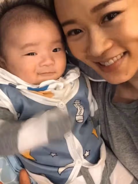 神秘!前港姐罕曬兒子正面照像極媽媽,結婚4年圈外老公從未曝光