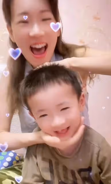 神秘!前港姐罕曬兒子正面照像極媽媽,結婚4年圈外老公從未曝光