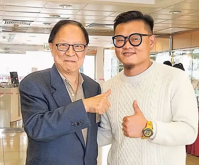 突發!香港知名女星宣布分手,和男友在公園激吻兩分鐘引熱議