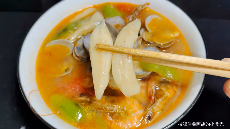 絲瓜和它絕配,老傳統吃出新味道!不一樣的搭配,更鮮嫩、更勁道、更管飽