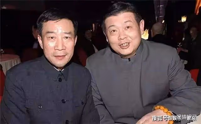 葛優自己丁克半輩子,卻因一句承諾,幫傅彪養了17年兒子,到底圖什麼?