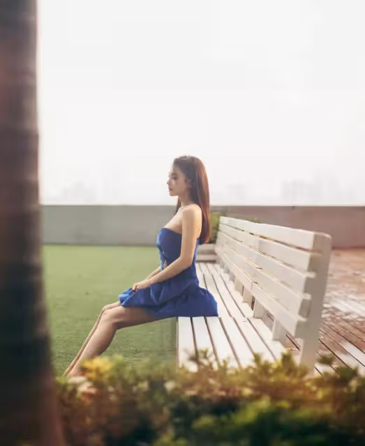 張雨綺身材真好,穿藍色抹身材小禮裙俏皮可愛,不愧是人間寵兒