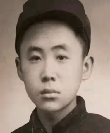 藝術家田連元:坐輪椅出行,身體瘦弱狀態差,兒子車禍去世受打擊