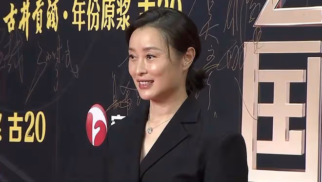 吳越拿下白玉蘭獎的影后引爭議,網友:該趙麗穎得獎,她演技更好