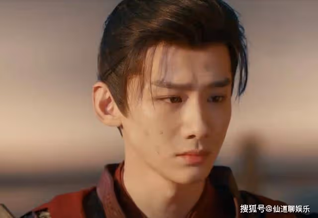 《長風渡》幽州城被攻打,顧九思披甲上陣,柳玉茹穿紅衣送夫