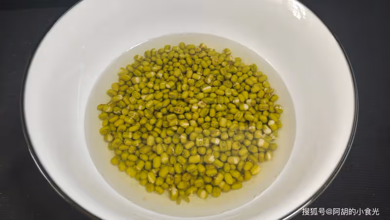綠豆和它絕配,後悔沒早知道!文火慢燉一碗湯,掃清火氣濕氣,好營養輕鬆過夏