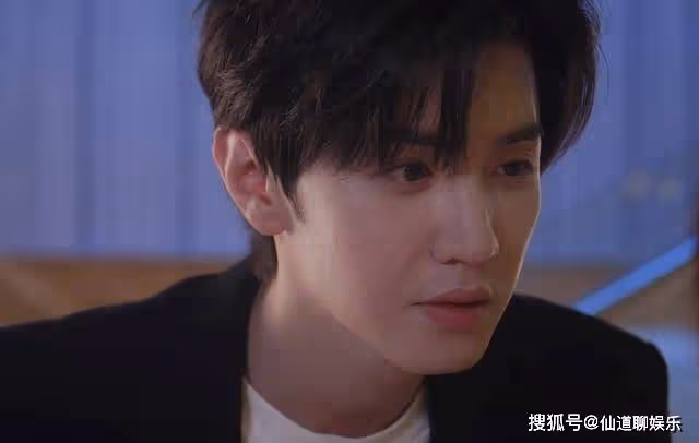 《偷偷藏不住》愛與不愛,全藏在段嘉許的聊天記錄中,姜穎越界了