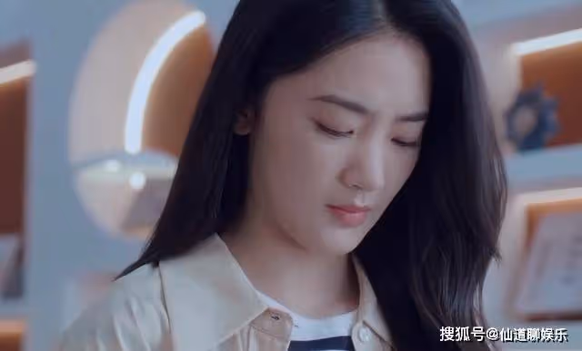 《偷偷藏不住》愛與不愛,全藏在段嘉許的聊天記錄中,姜穎越界了