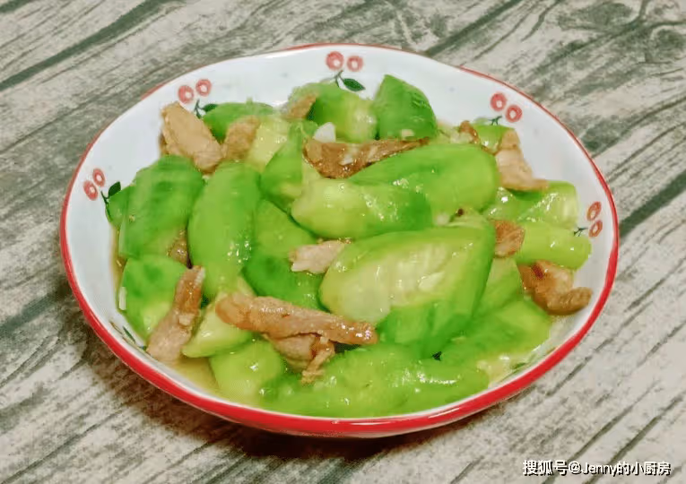 夏天易上火，建議多吃5道降火菜，爽口不膩降火氣，精神過夏天