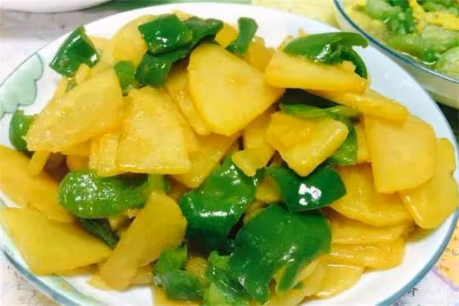 簡單快手的10種家常菜做法,美味下飯,家人都愛吃,上桌也很好看