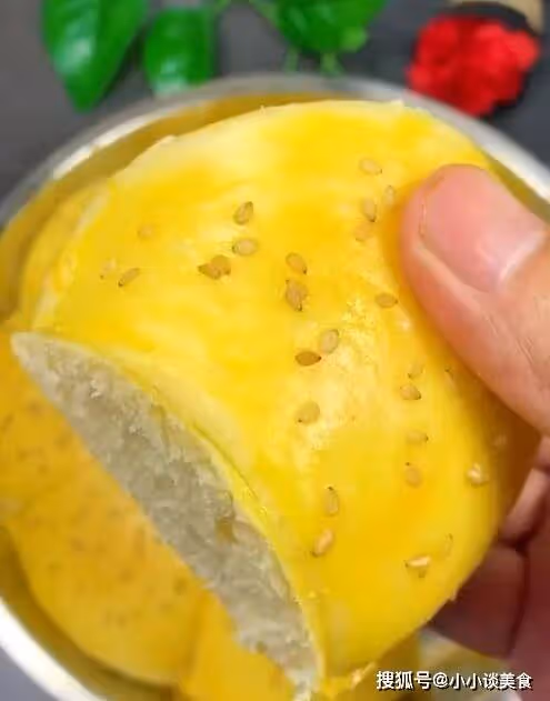 最近爆火的網紅蒸麵包，鬆軟香甜，跟著步驟做，保證你也一次成功~