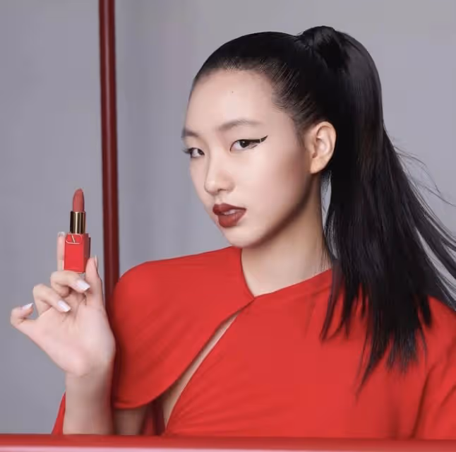 小S陷吸毒風波,女兒資源不受影響,17歲長女再拍廣告大片似超模