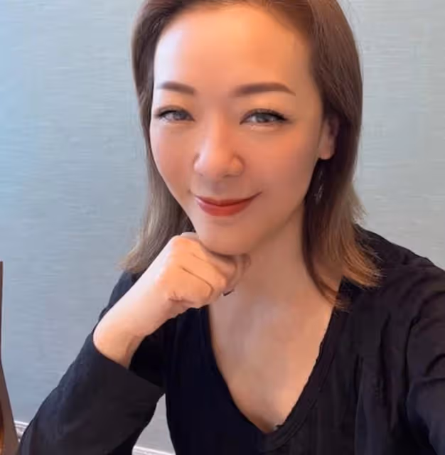 有孝心!TVB女星帶93歲媽媽游杭州,曾錯愛人夫做小三今享受單身