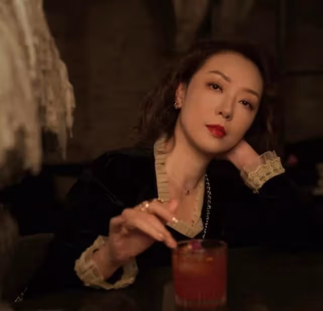 有孝心!TVB女星帶93歲媽媽游杭州,曾錯愛人夫做小三今享受單身