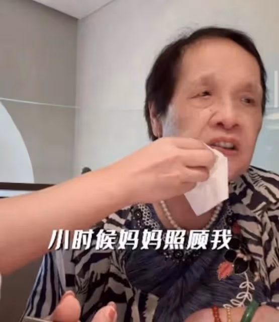 有孝心!TVB女星帶93歲媽媽游杭州,曾錯愛人夫做小三今享受單身