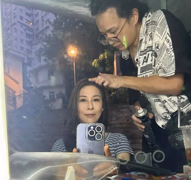 香港知名女星宣布復出拍劇,大方承認整容,結兩次婚生了四個兒子