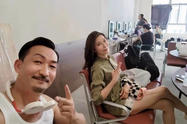 香港知名女星宣布復出拍劇,大方承認整容,結兩次婚生了四個兒子