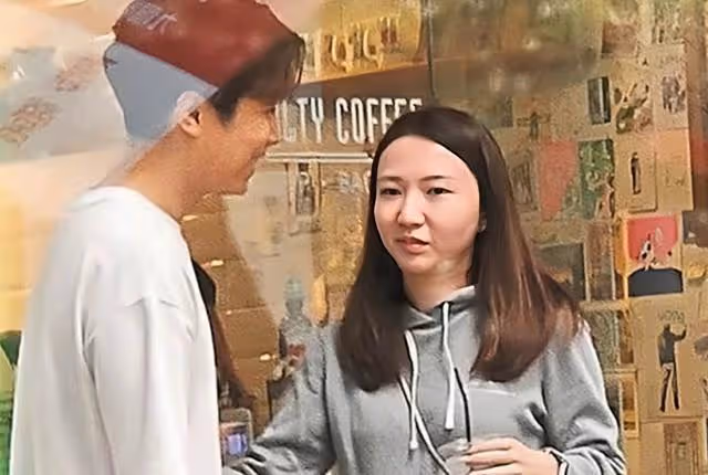 TVB知名男星迎新戀情,四年換四個女友,與現任在車上熱吻被拍