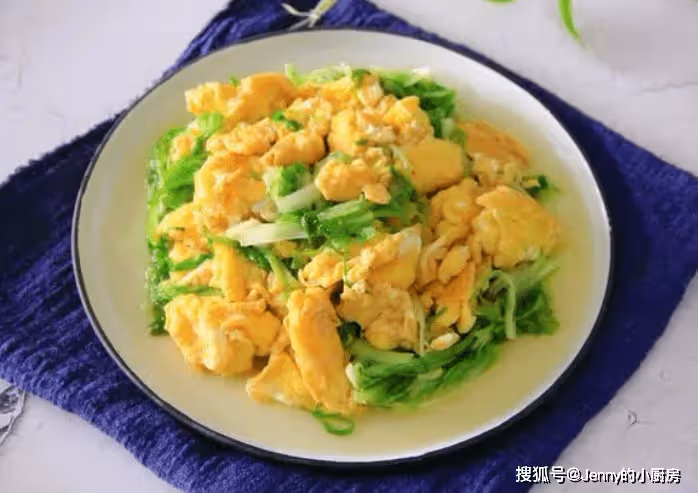 夏吃苦如進補，小暑前後，建議多吃這「5苦」，清熱去火消暑氣