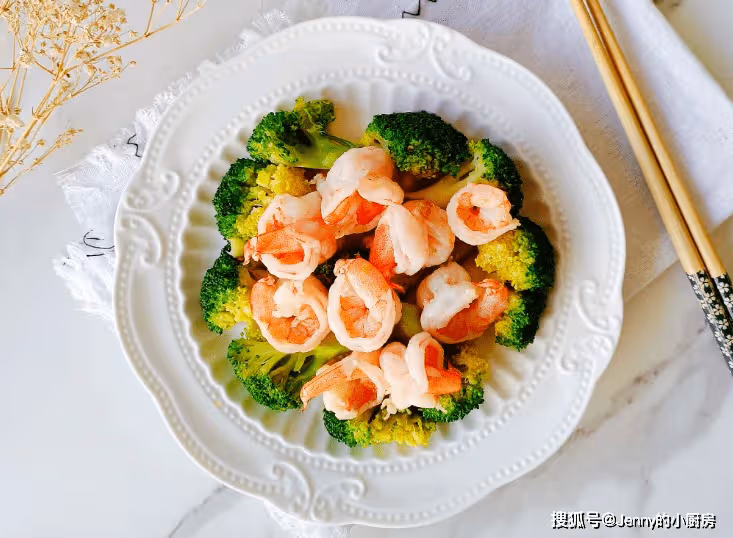 夏天減肥吃啥？推薦這5道菜，低卡飽腹又解饞，常吃瘦得快不傷身