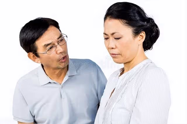 兒子買兩套房和我做「鄰居」,別人說我有福氣,我和老伴卻厭惡