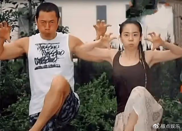 二婚嫁給張豐毅,29年不生孩子,仍被寵成寶,她到底有啥魅力?