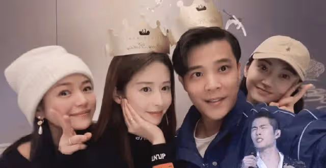 陳妍希穎兒帶娃游迪士尼,小星星睫毛又長又密,小月亮很像付辛博