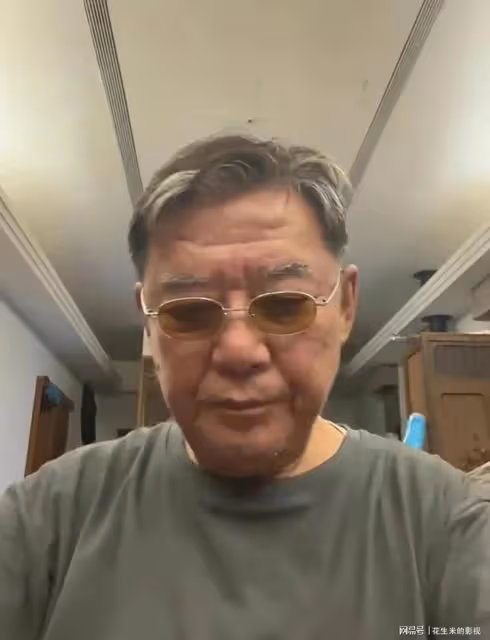 李立群被快餐店老闆無情趕出門,原因是陽過的人不能在本飯店用餐