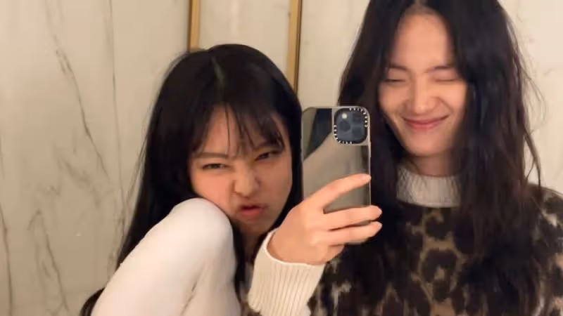 年薪10億韓元女模特，公開與宋慧喬的初見，和Jennie變親密的原因