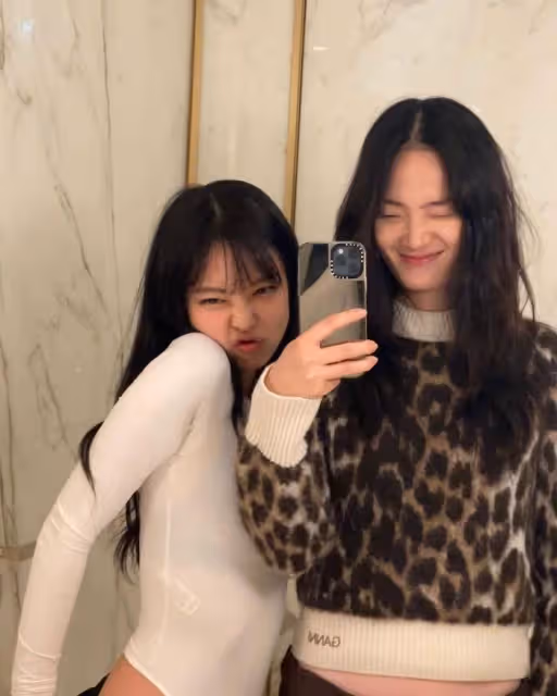 年薪10億韓元女模特,公開與宋慧喬的初見,和Jennie變親密的原因