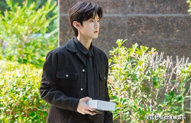 《偷偷藏不住》狐狸男上線!嘉許一聲「哥哥」,負了桑延4年的信任