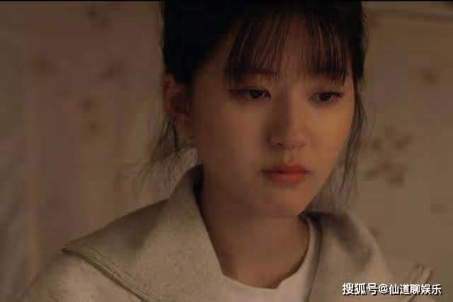 《偷偷藏不住》住小洋樓,背萬元包包的桑稚,段嘉許恐高攀不起