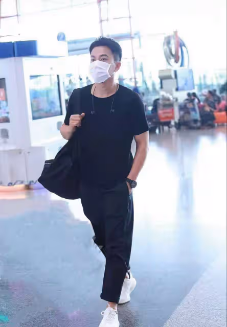 中年男人變油膩的標誌,不是日漸發福的身材,而是這些沒品的穿搭