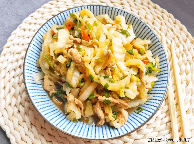 夏季炎熱易上火,推薦5道降火菜,清淡又營養,適合一家老小