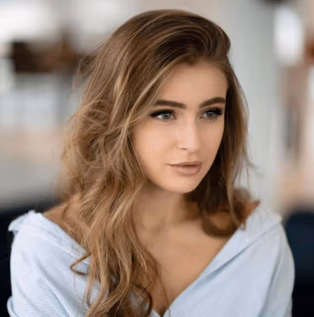 今日佳人:優雅迷人的國外模特Anna Von Klinski