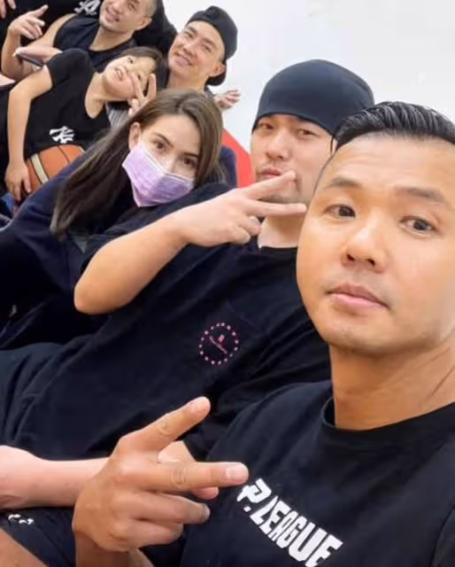 周杰倫夫婦被牽連,曝舉家移民澳洲,和大小S陳建州過往被扒