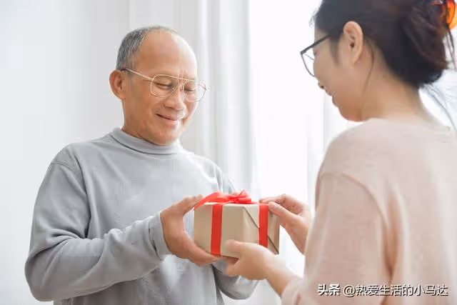 兒媳才28歲就不想生二胎,我一氣之下收回婚房,誰知她比我更狠