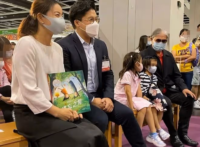 本人闢謠!霍啟剛回應患重病,郭晶晶一夜白頭,疑準備起訴造謠者
