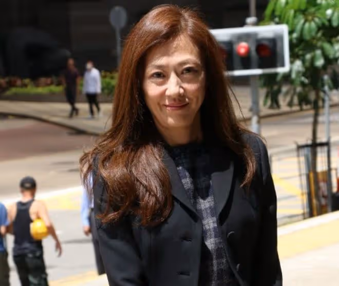 60歲港姐離婚請全港最貴律師!富豪老公卻喊窮,稱被家暴否認出軌