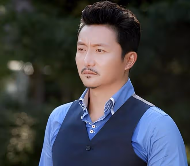48歲塗松岩成功減肥25斤!近照顏值重回巔峰,大方公開瘦身秘訣