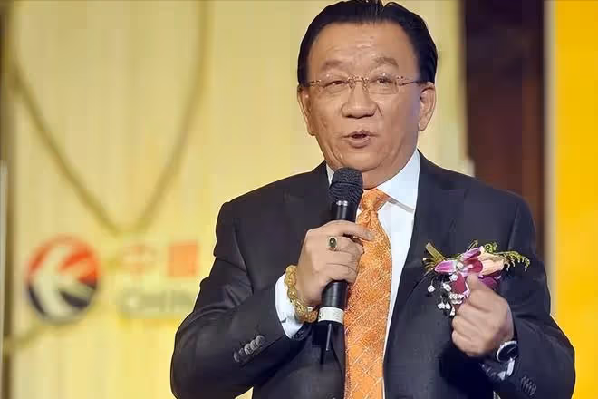 76歲的侯耀華,終究為自己的行為付出了代價!