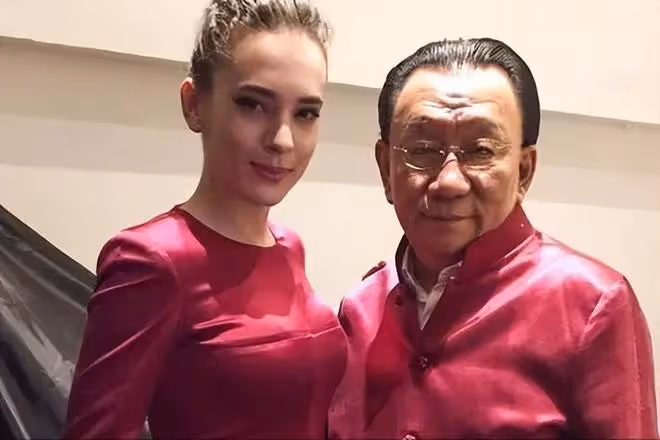 76歲的侯耀華,終究為自己的行為付出了代價!