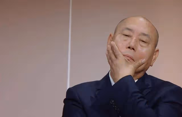 李誠儒:身價百億,住北京豪華四合院,兒子卻在18平房子裡住20年