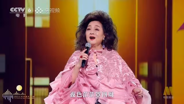 趙雅芝調侃灣區升明月晚會收視率再高也不和徐小鳳同台,理由搞笑