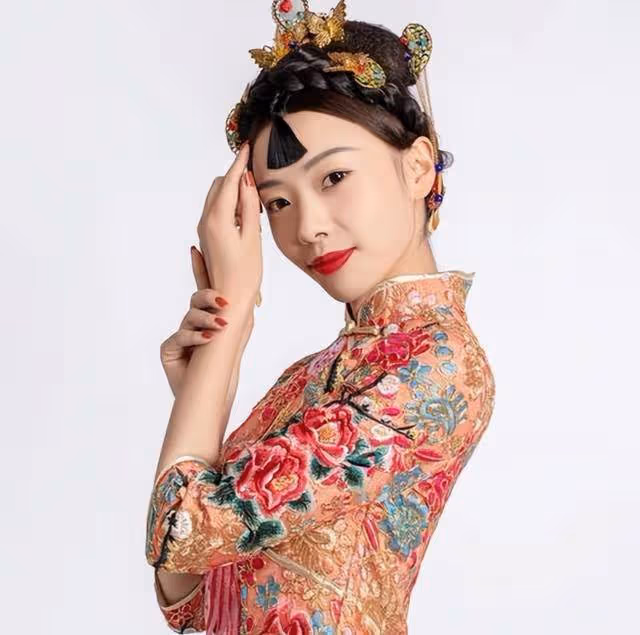 「火鍋一姐」張輝映,因跳舞視頻火爆全網,自己的火鍋店卻倒閉了